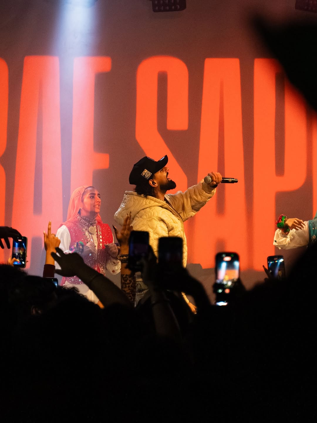 Raf performing to a packed Seattle crowd